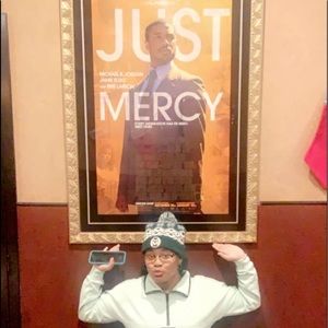 Meet your Posher, Elise